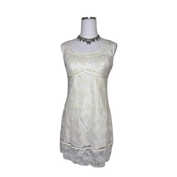 Y2K BCBGMaxaziria Sheer White Floral Lace Empire Waist Mini Dress Size 4 - Picture 1 of 9